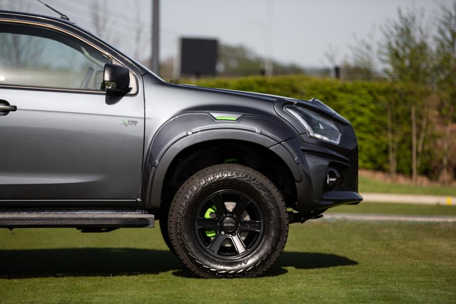 Детали экстерьера Isuzu D-Max XTR Colour Edition 2020 года  (UK) (фото 12 из 23)